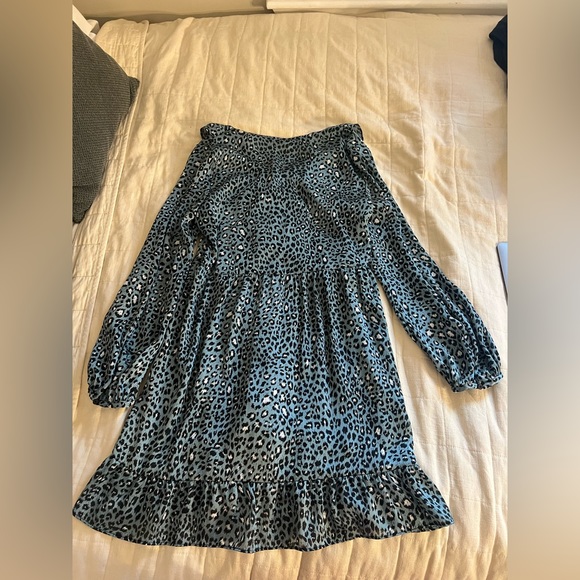 Long sleeve blue cheetah mini dress in great condition - Picture 2 of 2